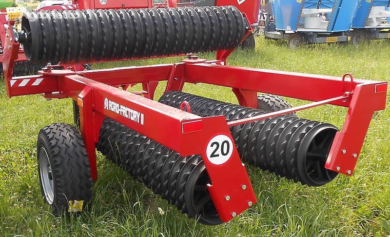 new AGRO-FACTORY II Ackerwalze/ cultivation roller/ Wał uprawny Grom field roller