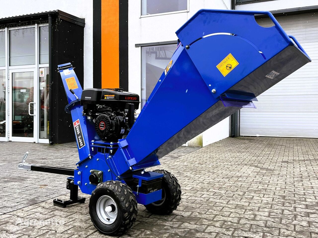 new Mikann 15 HP wood chipper