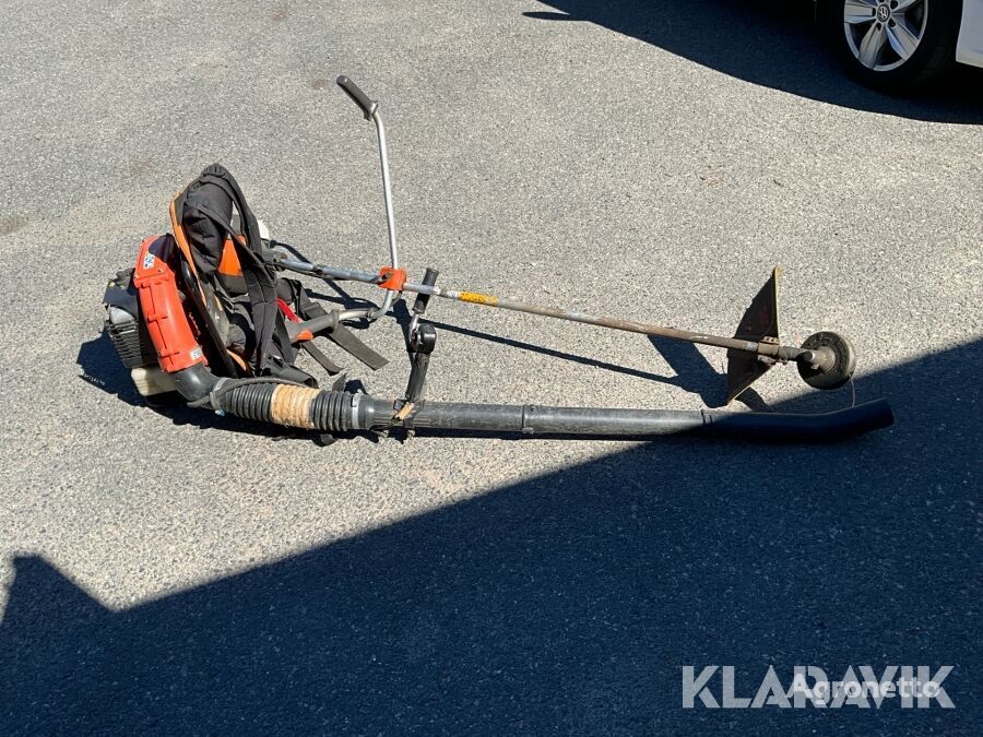 Husqvarna Lövblås och grästrimmer Husqvarna blower