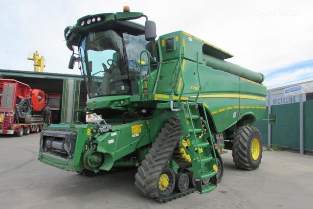 John Deere S 780i - Nr.: 049 grain harvester