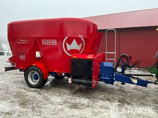 Siloking feed mixer