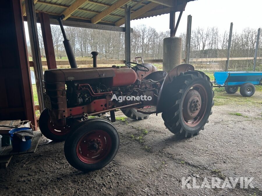 Volvo T 425 Krabat mini tractor