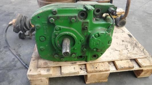 L79194 CE-GS-FAB009890 PTO for John Deere wheel tractor