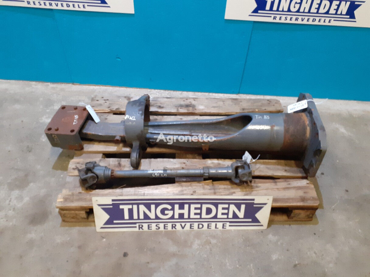 New Holland TM 165 drive shaft for New Holland New Holland TM165 wheel tractor