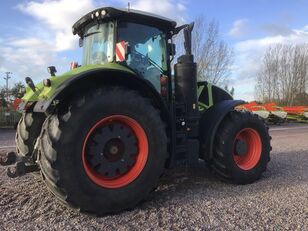 Claas Axion 950  wheel tractor