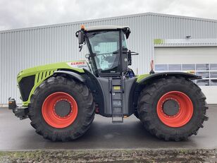 Claas XERION 5000 TRAC wheel tractor