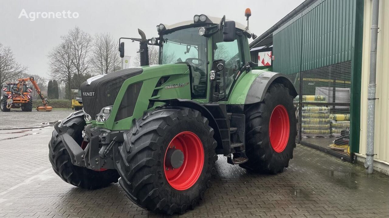 Fendt 824 wheel tractor