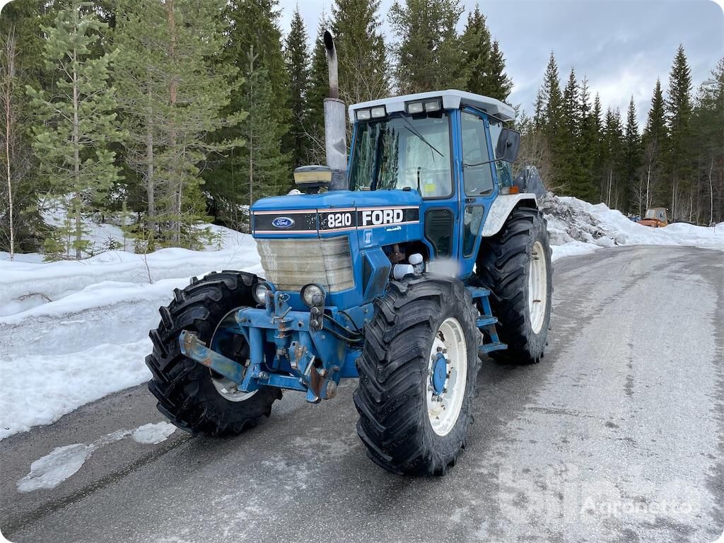 Ford 8210 II 4 WD wheel tractor